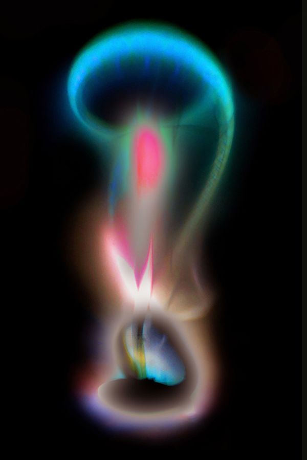 © Gary Justis - Below