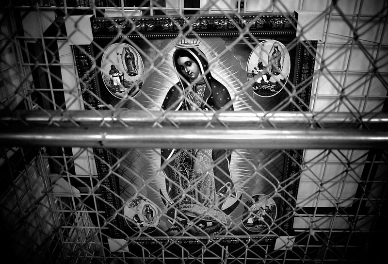 © Brandon Thibodeaux - Image from the Cuando Estoy Aqui photography project