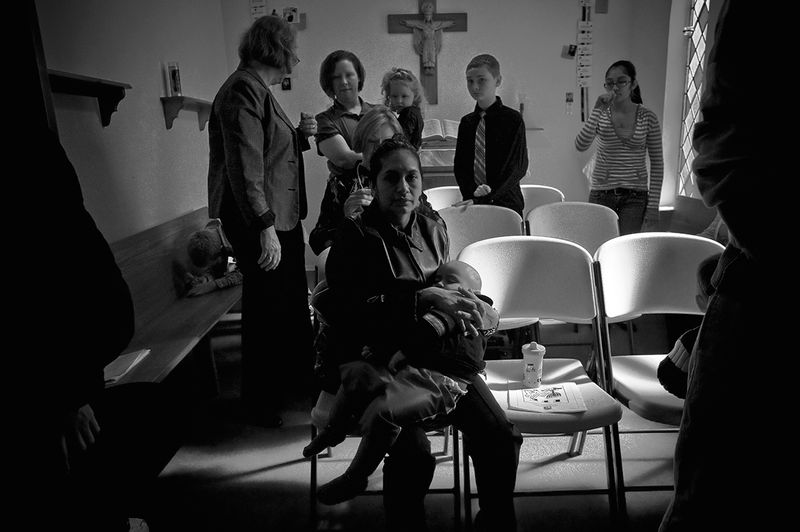 © Brandon Thibodeaux - Image from the Cuando Estoy Aqui photography project