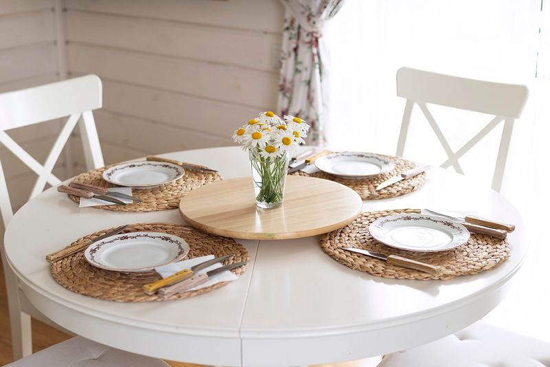 © Mariia Kokunova - Table laid with knives