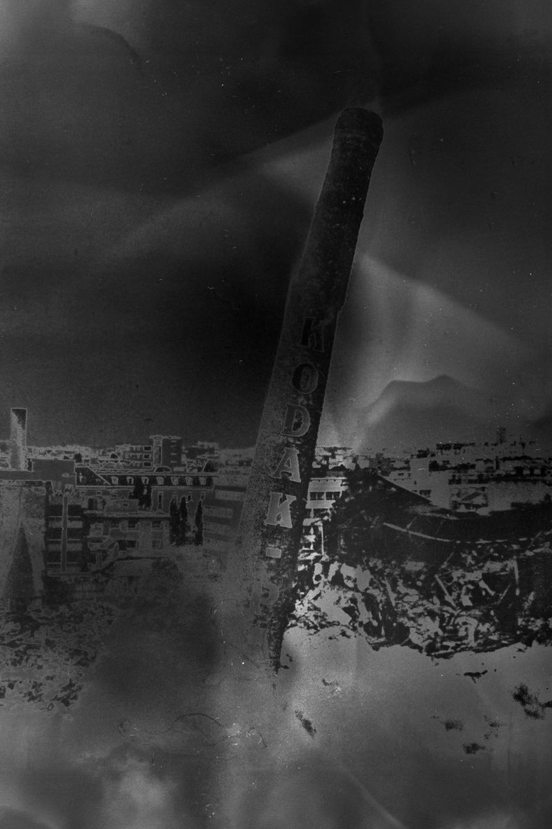 © Lucas Leffler - Collapse