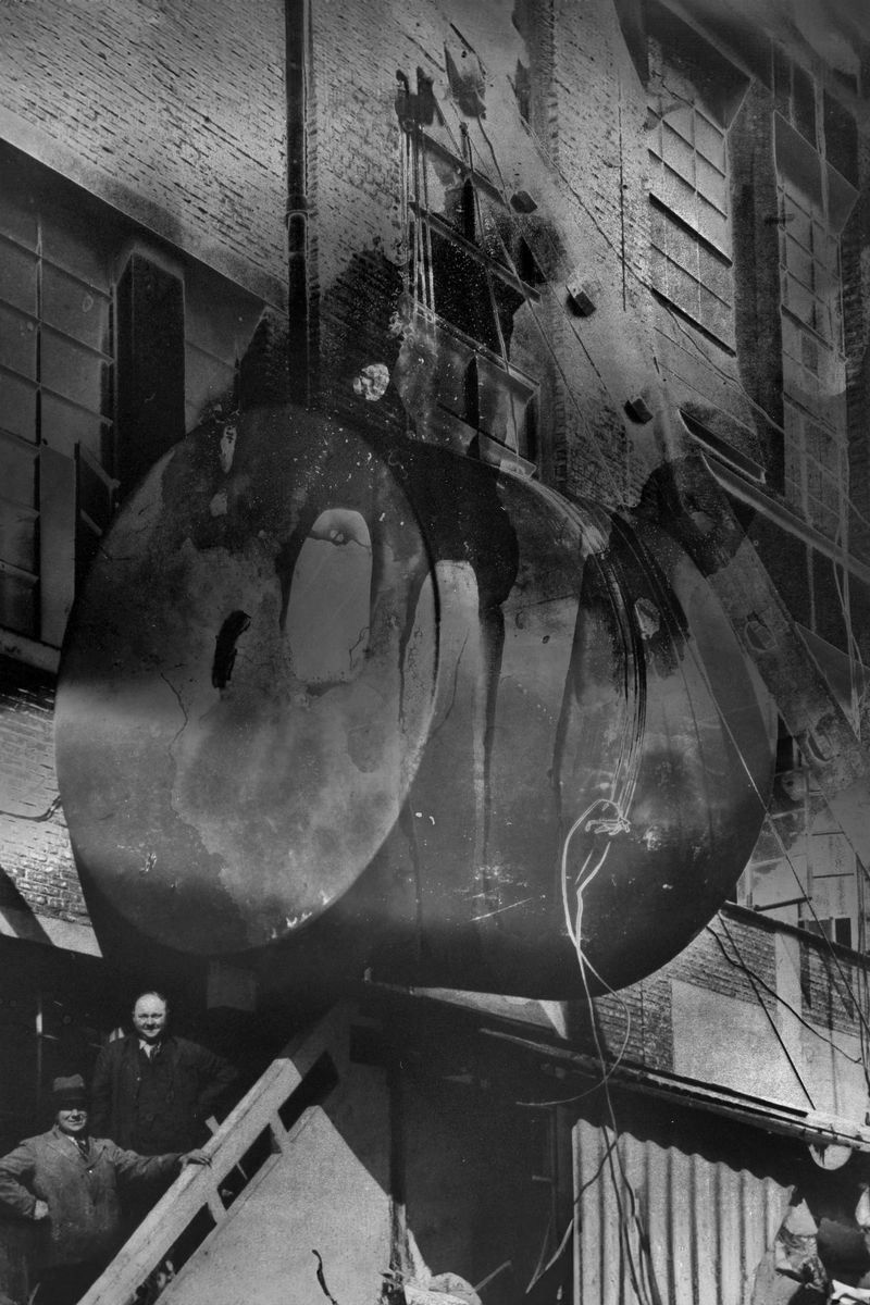 © Lucas Leffler - Image from the Bleached Moments photography project