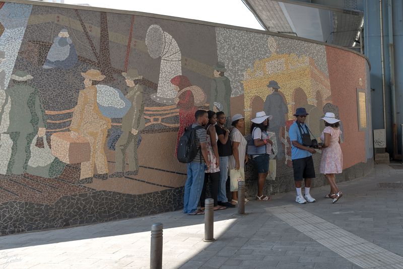 © Thomas Gutschi - Migrant, immigrant