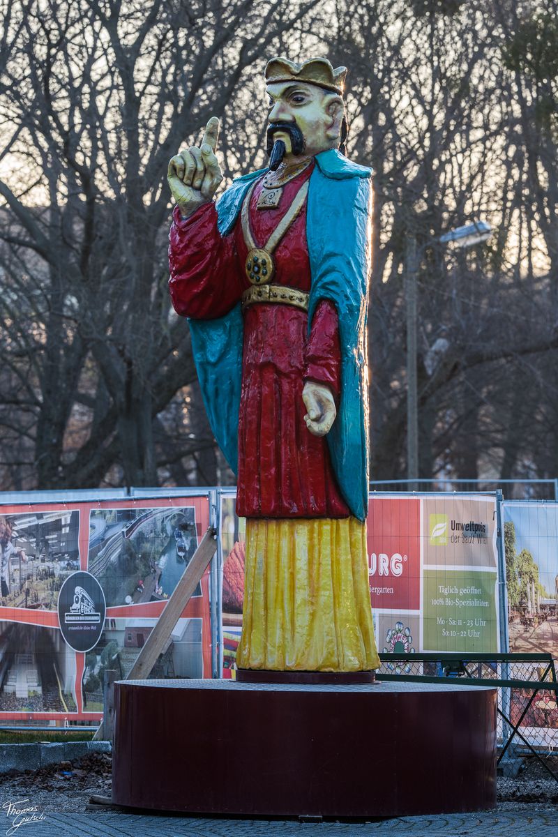 © Thomas Gutschi - Beware