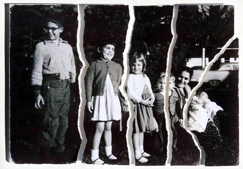 © Paloma Lounice - Family Portrait, Digital Print, 2020