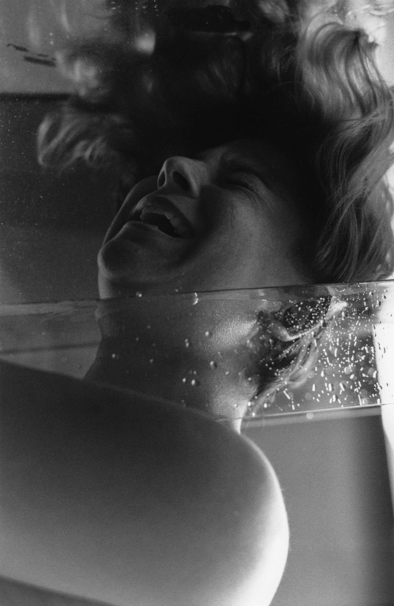 © Mirielle Rohr - Lydia, 29 years old, endometriosis