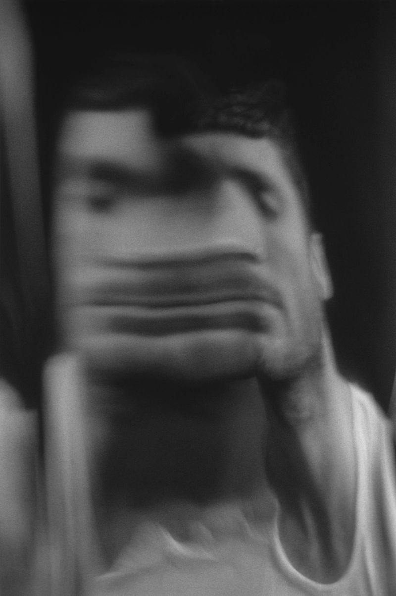 © Mirielle Rohr - Luca, 26 years old, rheumatism