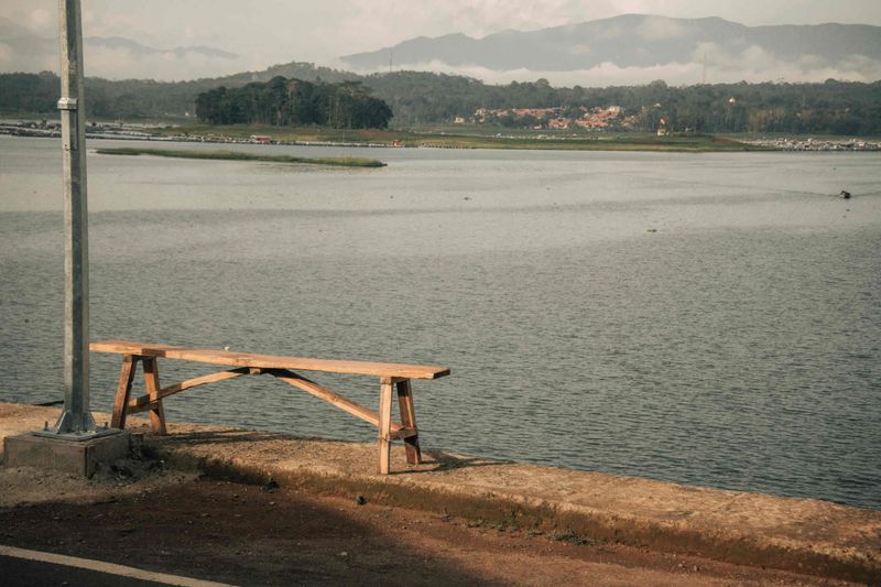 © Gema Ganeswara - Image from the I Dont Know Anything About My Place photography project