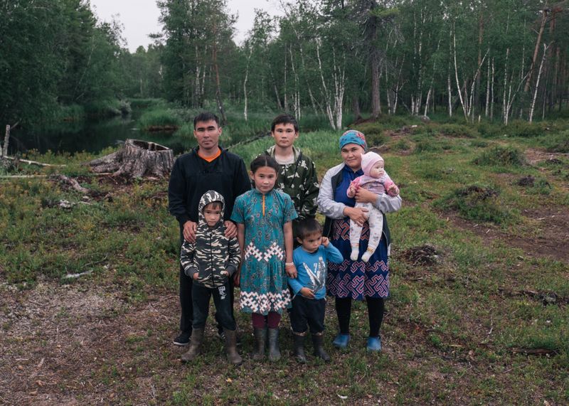 © Natasha Budantseva - Anatoly and his family.