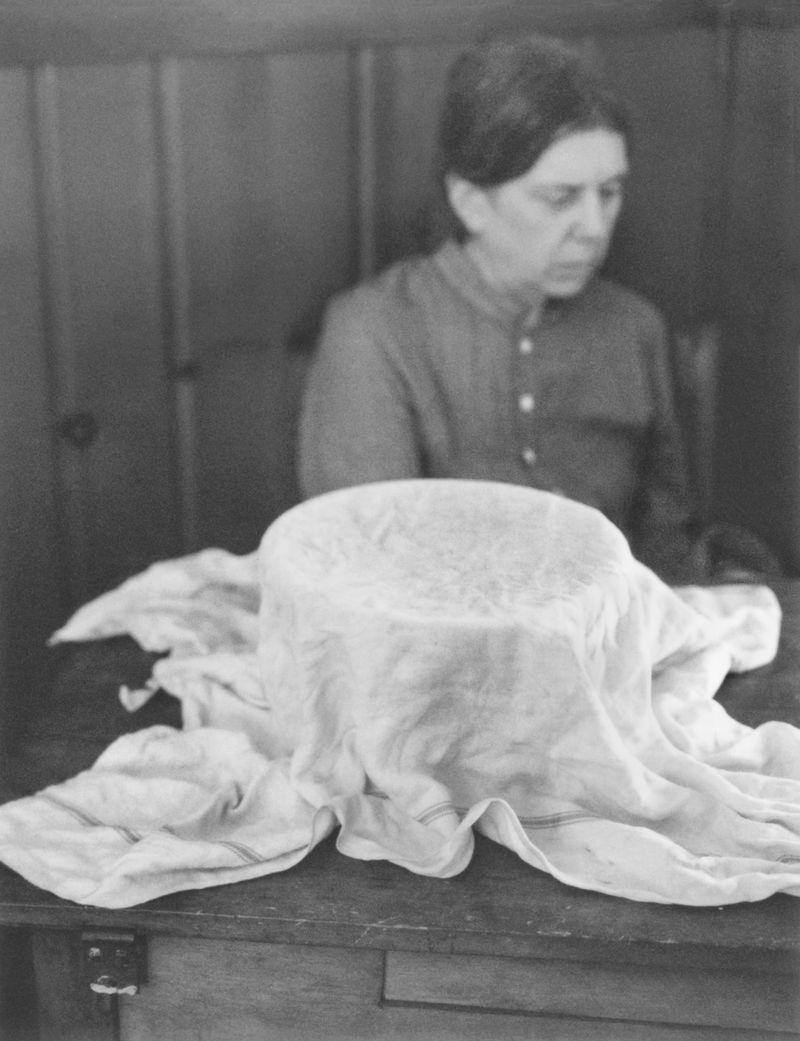 © Ruth Lauer-Manenti - Waiting for the Dough to Rise 11.75" x 9.5" archival pigment print
