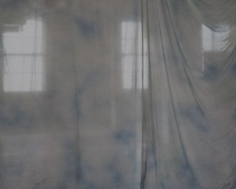 © Ruth Lauer-Manenti - blue cloth old hallway #8