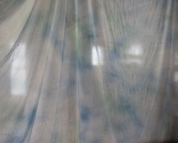 © Ruth Lauer-Manenti - blue cloth old hallway #2