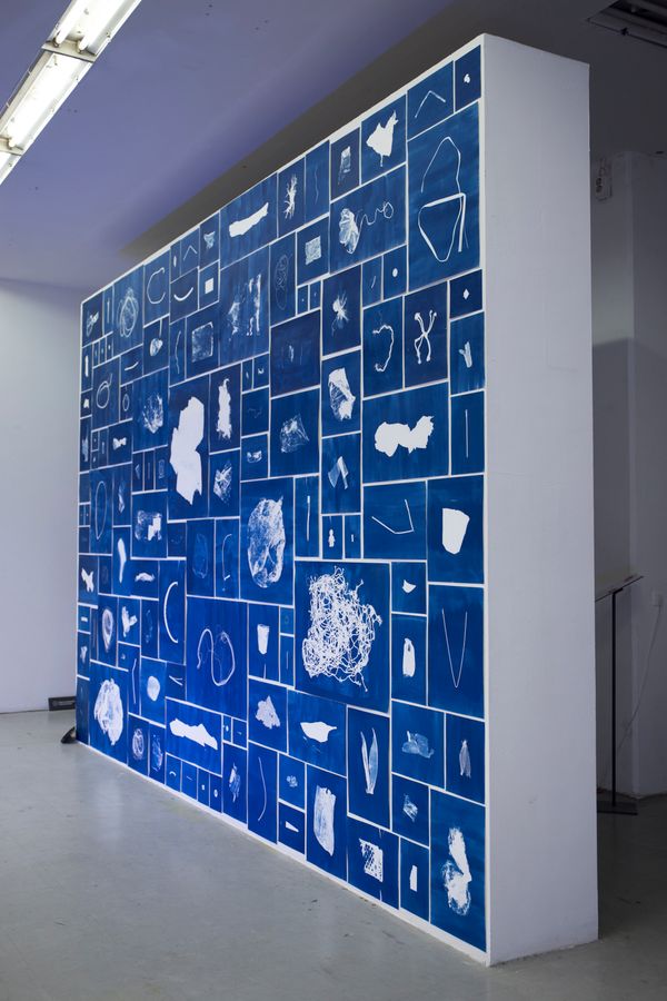 © suzette bousema - Presentation Shot, Future Relics, Suzette Bousema. Wall is 3 meters high.