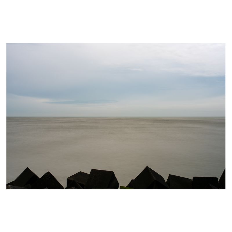 © Anne-Meike van Willegen - Coastline / Anne-Meike van Willegen