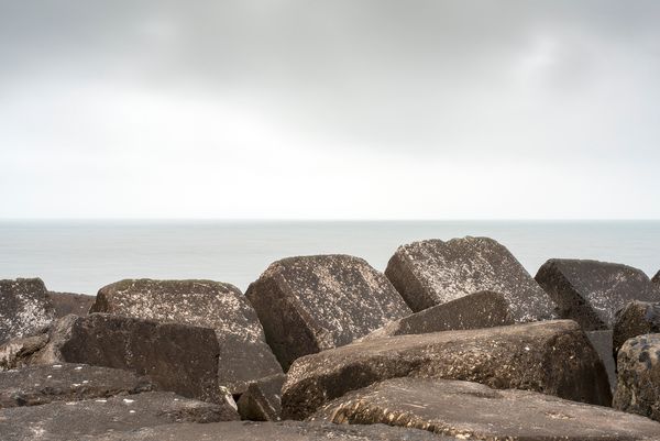 © Anne-Meike van Willegen - Coastline / Anne-Meike van Willegen