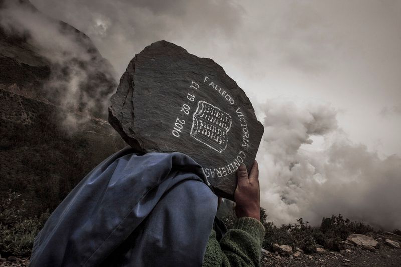 © Max Cabello Orcasitas - Image from the Chungui: Journey to the center of oblivion photography project