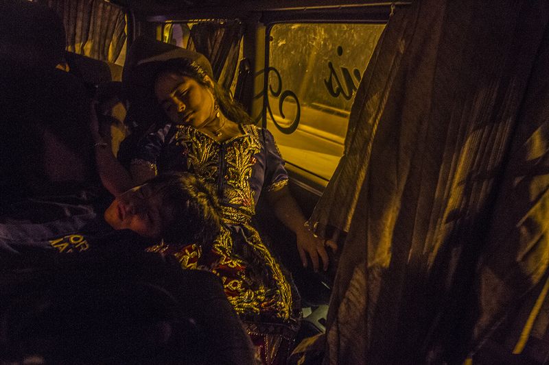 © Max Cabello Orcasitas - Image from the The Girls want to be singers Wayno photography project