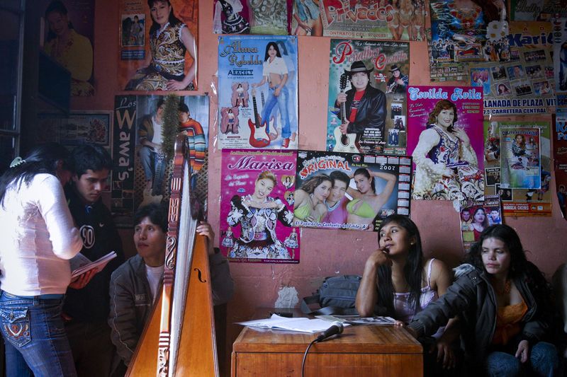 © Max Cabello Orcasitas - Casting Huayno singers in a singing school