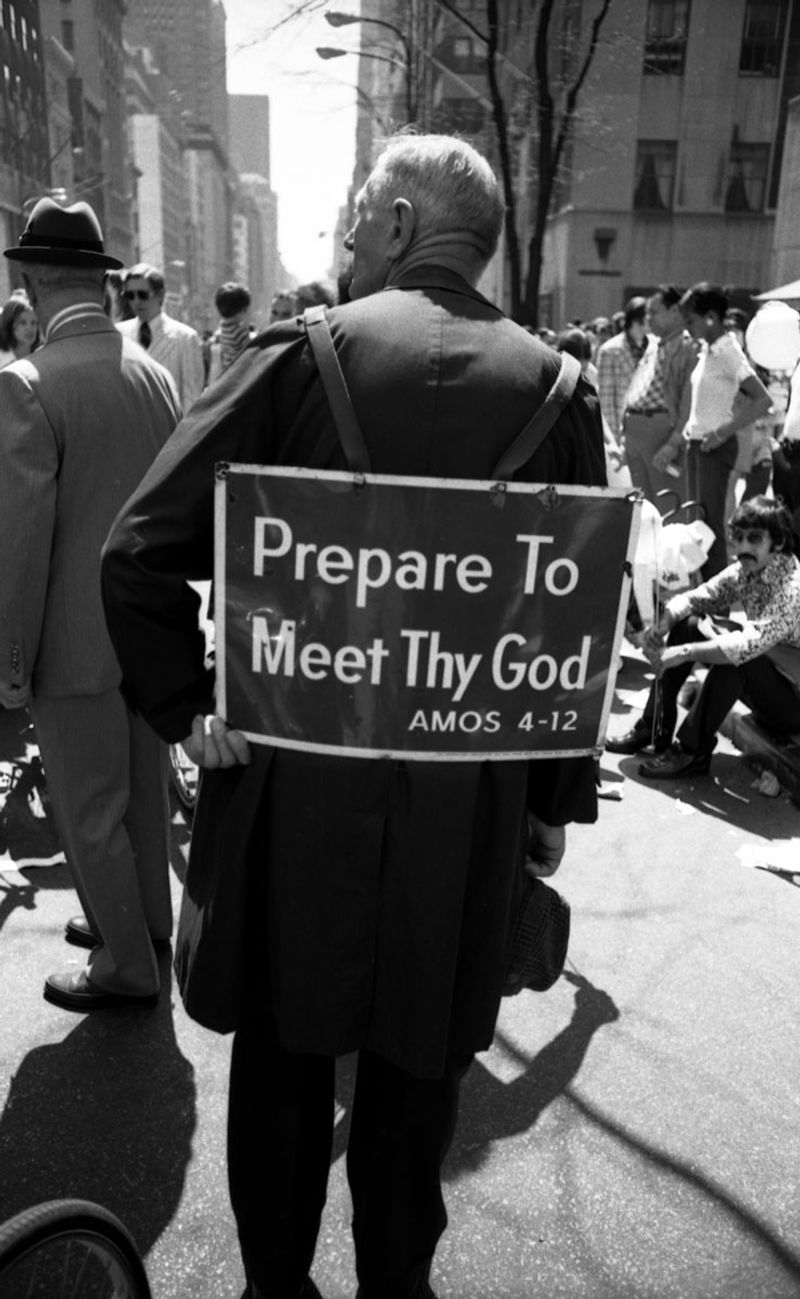 © Steven Edson - Prepare to meet thy God. NYC, NY