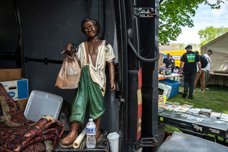 © Steven Edson - Bizarroland, Brimfield, MA