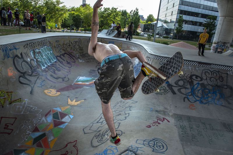 © Steven Edson - Image from the Skateboard Park photography project