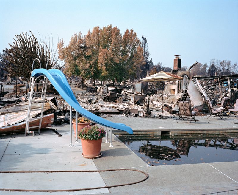 © Brendon Kahn - Image from the YOU CAN LIVE FOREVER IN PARADISE ON EARTH photography project