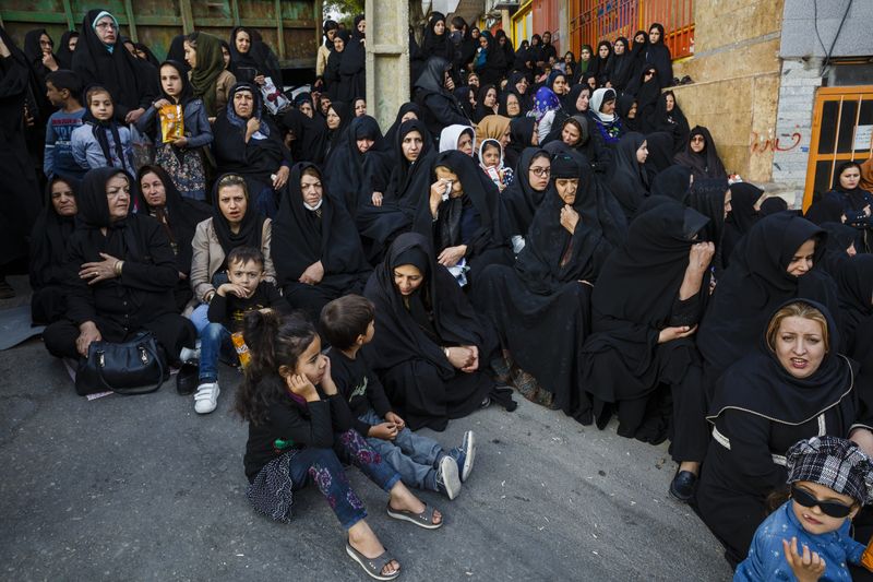 © shahab Naseri - Image from the The Mourners photography project