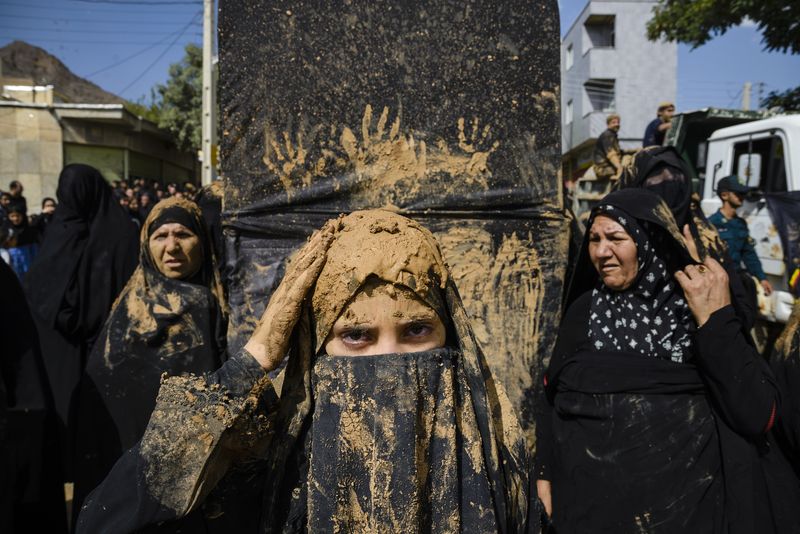 © shahab Naseri - Image from the The Mourners photography project