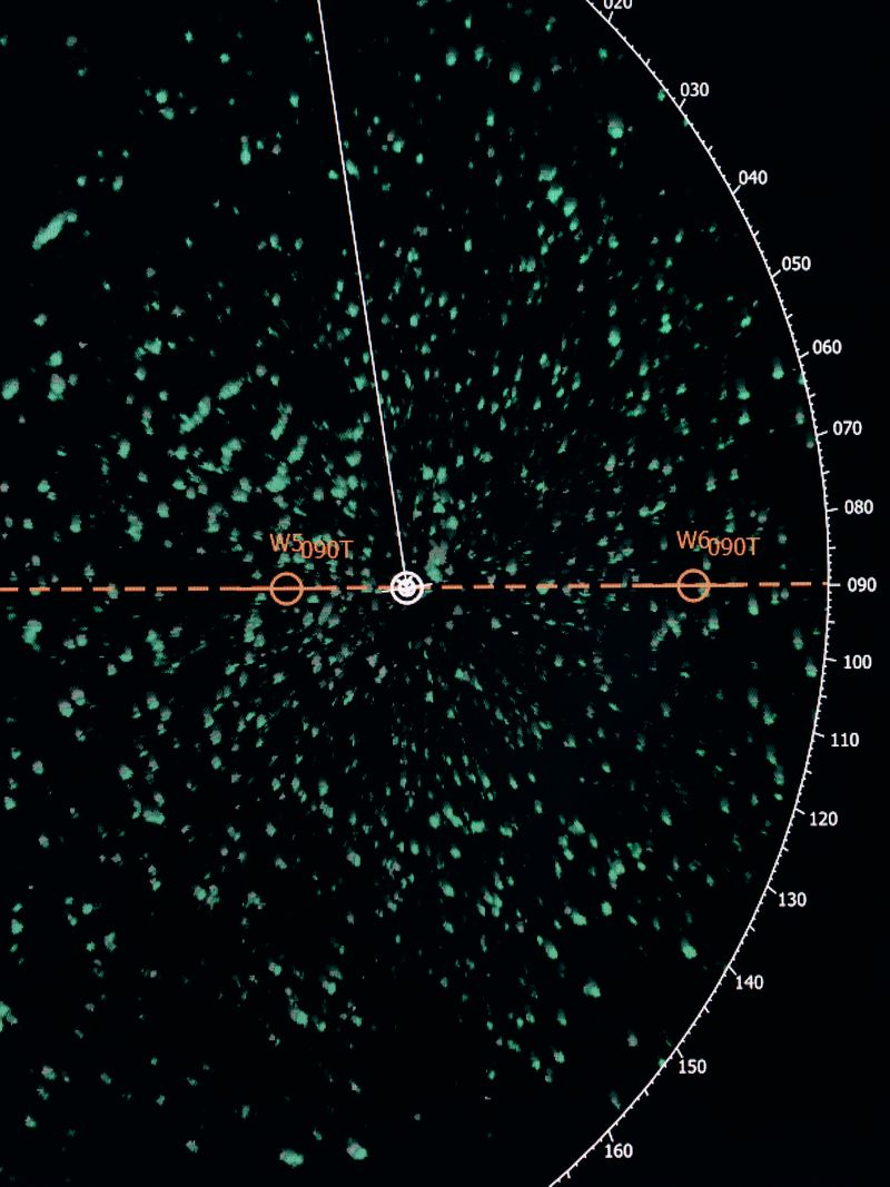 © Jan Richard Heinicke - An ice radar shows icebergs and iceflows around the ship. Besides the size of the floes it aloows tracks their location.