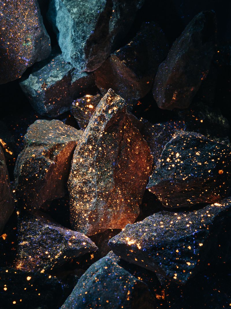 © Jan Richard Heinicke - Image from the Radiant Grounds photography project