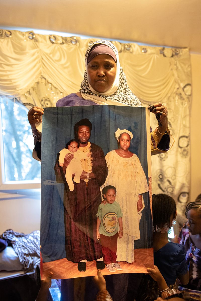 © Carolina Arantes - Image from the FIRST GÉNÉRATION photography project