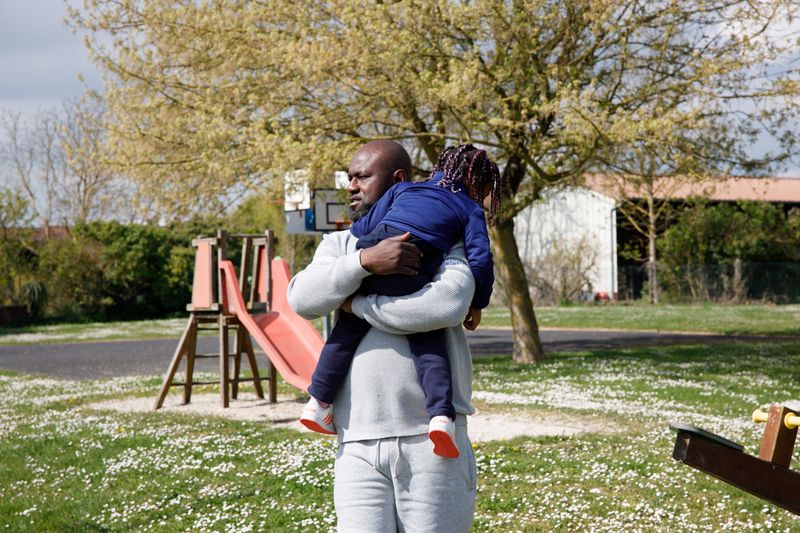 © Carolina Arantes - Image from the FIRST GÉNÉRATION photography project