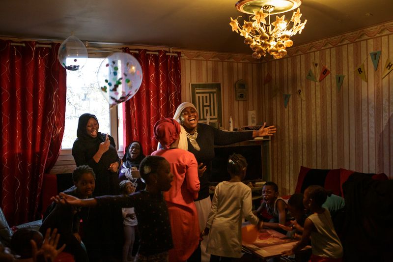 © Carolina Arantes - Image from the FIRST GÉNÉRATION photography project