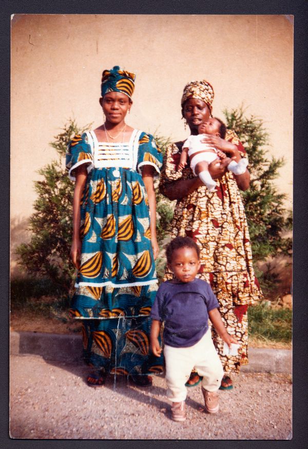 © Carolina Arantes - Image from the FIRST GÉNÉRATION photography project