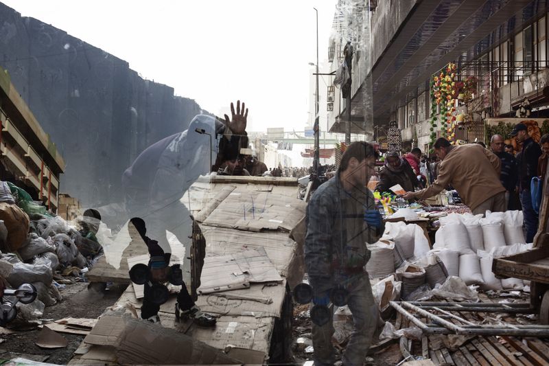 © Ali Arkady - 03/02/2012 - Baghdad, Iraq - Street scene in Baghdad. © Ali Arkady