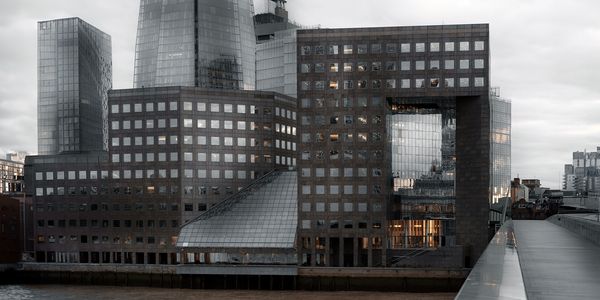 © Lorane Hochstatter - Image from the Empty Rooms photography project