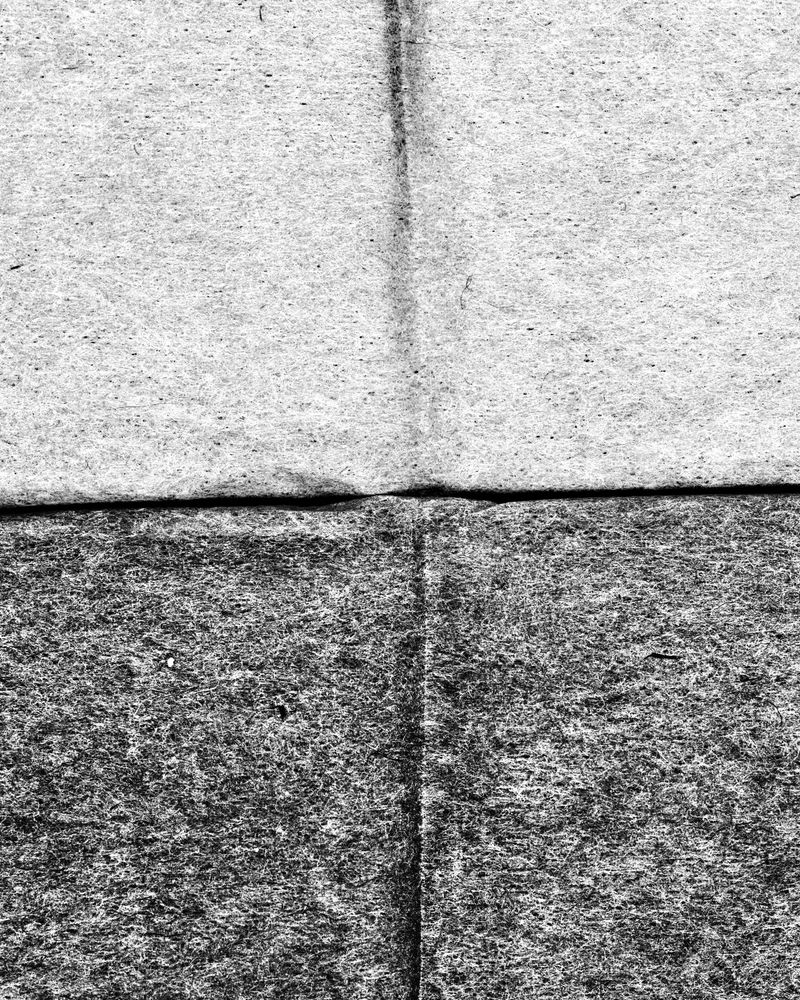 © Osheen Harruthoonyan - Border Crossings