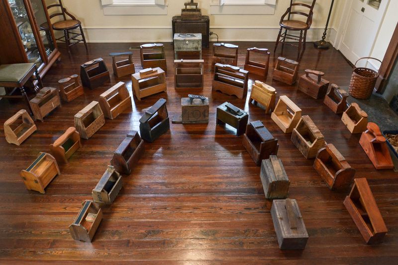 © Dale Niles - Image from the What Lies Within:the Eclectic Collections of Andrea Noel photography project