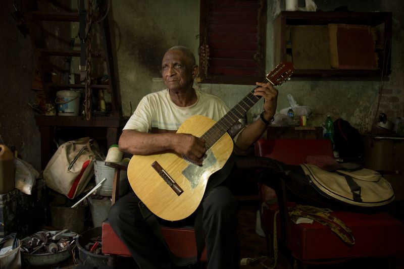 © Carla Yovane - Image from the CUBA (2016) photography project