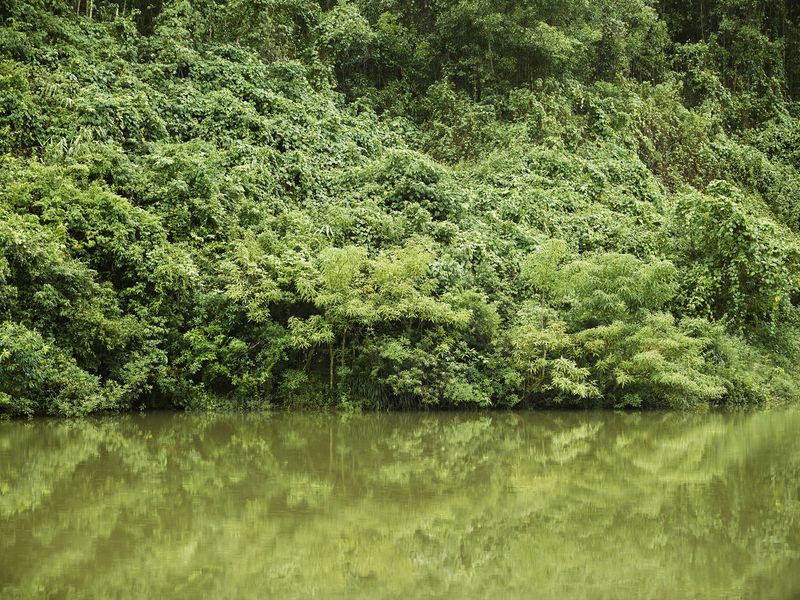 © Edition Patrick Frey - Image from the Human Territoriality by Roger Eberhard photography project