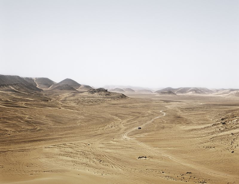 © Edition Patrick Frey - Image from the The Dynamics Of Dust by Philippe Dudouit photography project