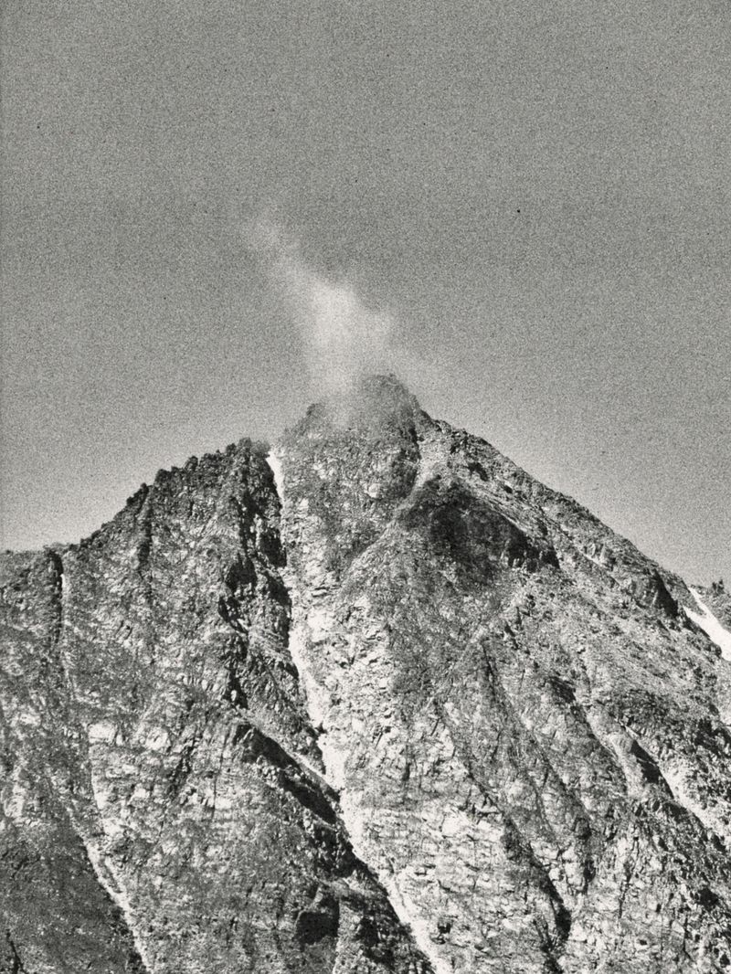 © Áron Tóth-Heyn - Image from the De Rerum Natura photography project