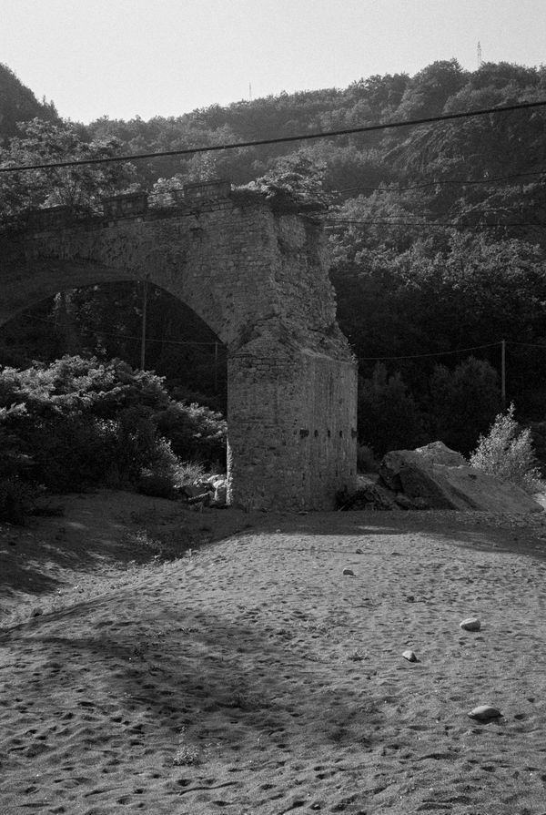 © Andrés E. Maloberti - Image from the Costumi Postumi photography project