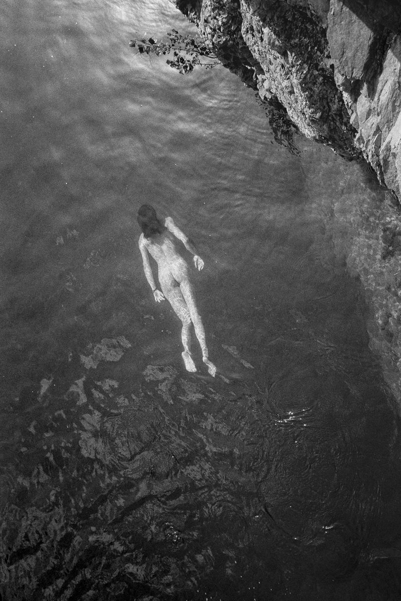 © Andrés E. Maloberti - Image from the Costumi Postumi photography project