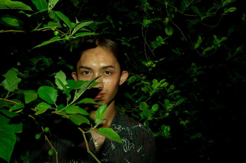 © Bienyl Huelgas - Image from the បុប្ផាបី (Three Flowers) photography project