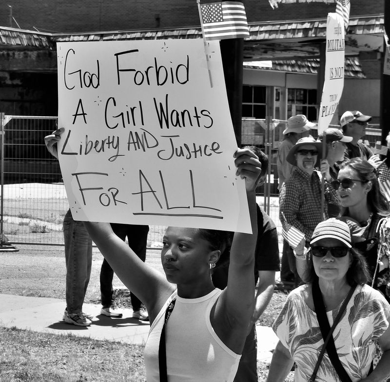 © Scott Flora - Image from the Marching Toward Democracy photography project