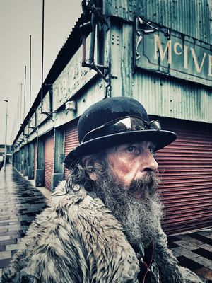 Frankie Robertson, Sage of the Clyde