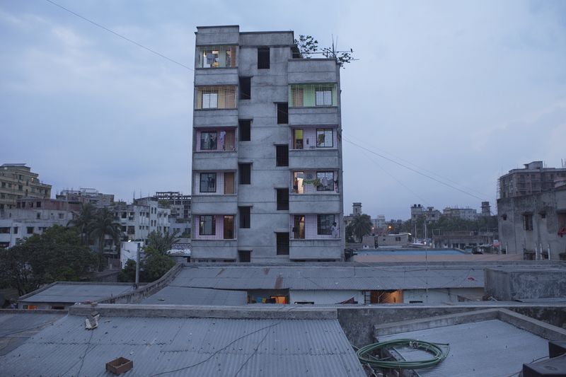 © Raffaele Petralla - The building were third sex community of Mirpur-Ek lives. They are ten people in two rooms. Dhaka city.