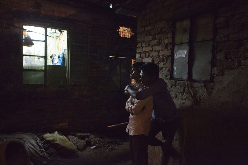 © Raffaele Petralla - Image from the HIDDEN QUEENS OF DHAKA photography project