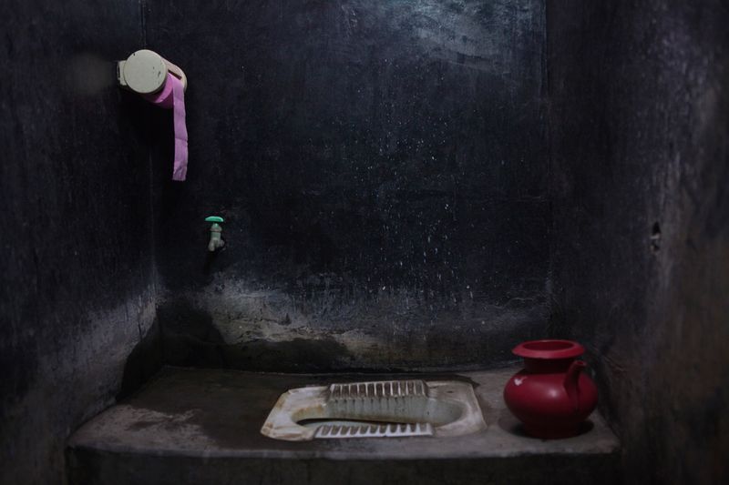 © Raffaele Petralla - Image from the HIDDEN QUEENS OF DHAKA photography project